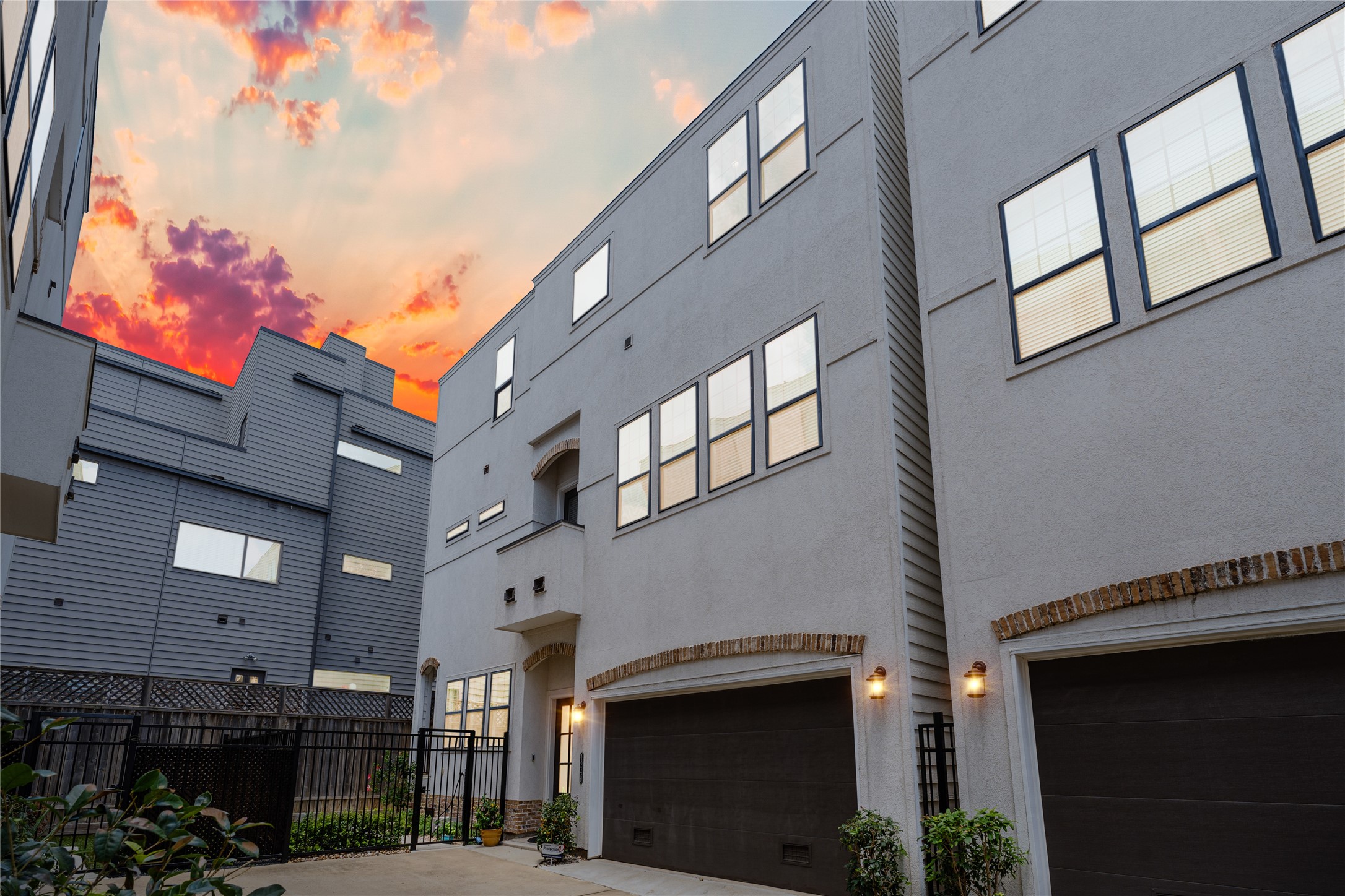 1249 W 23rd Street Houston TX 77008
