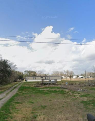 8916 Crestmont Drive Manvel TX 77578