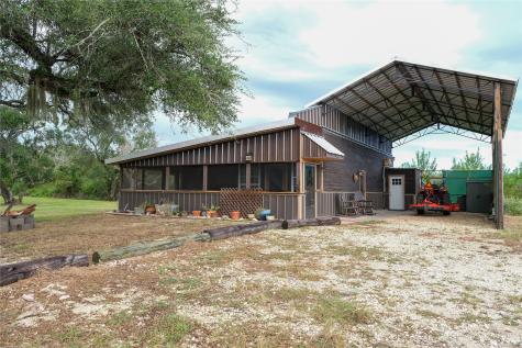 1725 County Road 316 Brazoria TX 77422