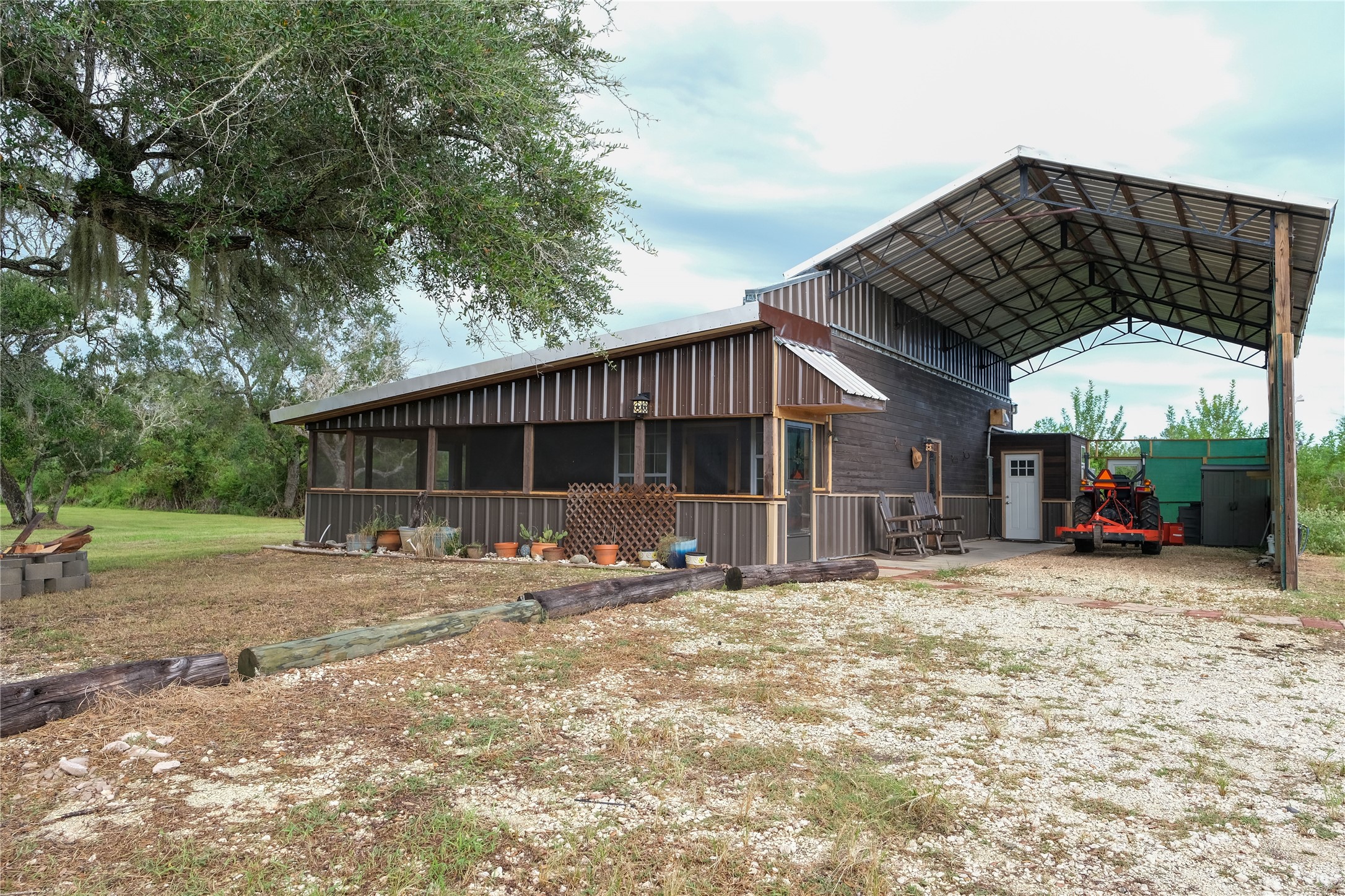 1725 County Road 316 Brazoria TX 77422