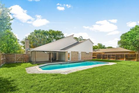 7306 Creek Crest Drive Houston TX 77095