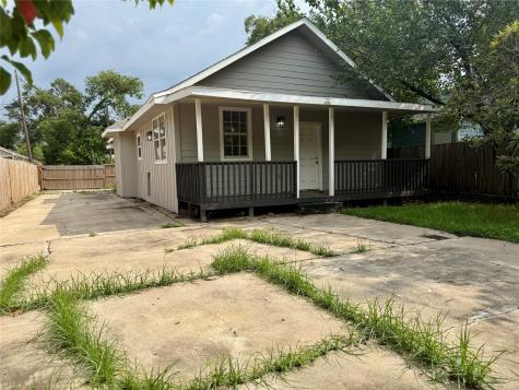 1816 Ryon Street Houston TX 77009