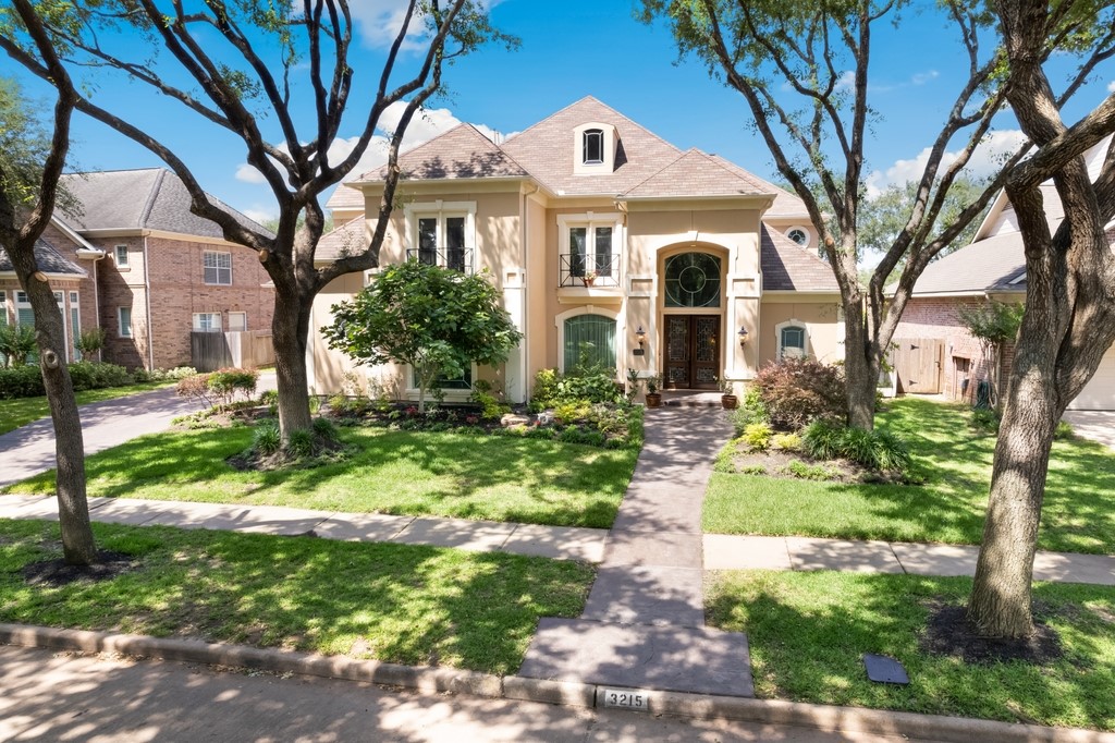 3215 Riviera Drive Sugar Land TX 77479
