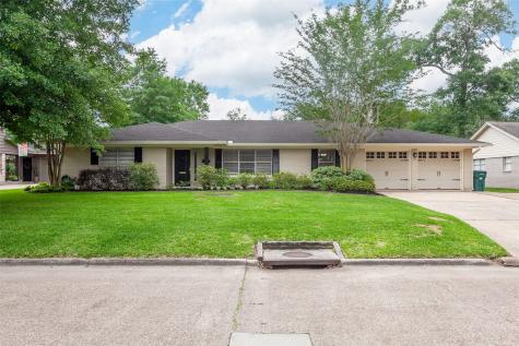 5715 Dellwood Lane Beaumont TX 77706