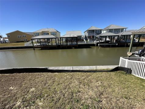 5010 Brigantine Cay Court Texas City TX 77590