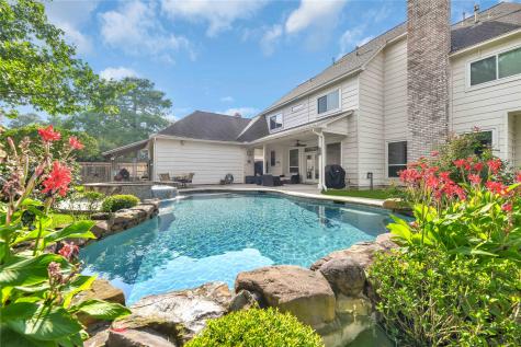 5810 Autumn Dogwood Way Kingwood TX 77345