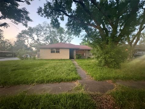 6642 Beryl Street Houston TX 77074