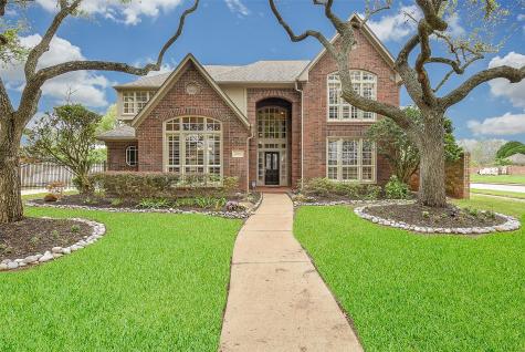 1802 Sugar Crossing Drive Sugar Land TX 77478