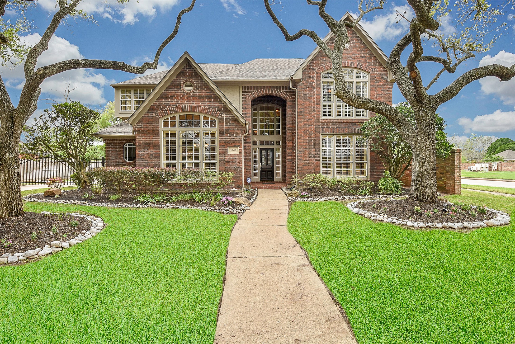 1802 Sugar Crossing Drive Sugar Land TX 77478