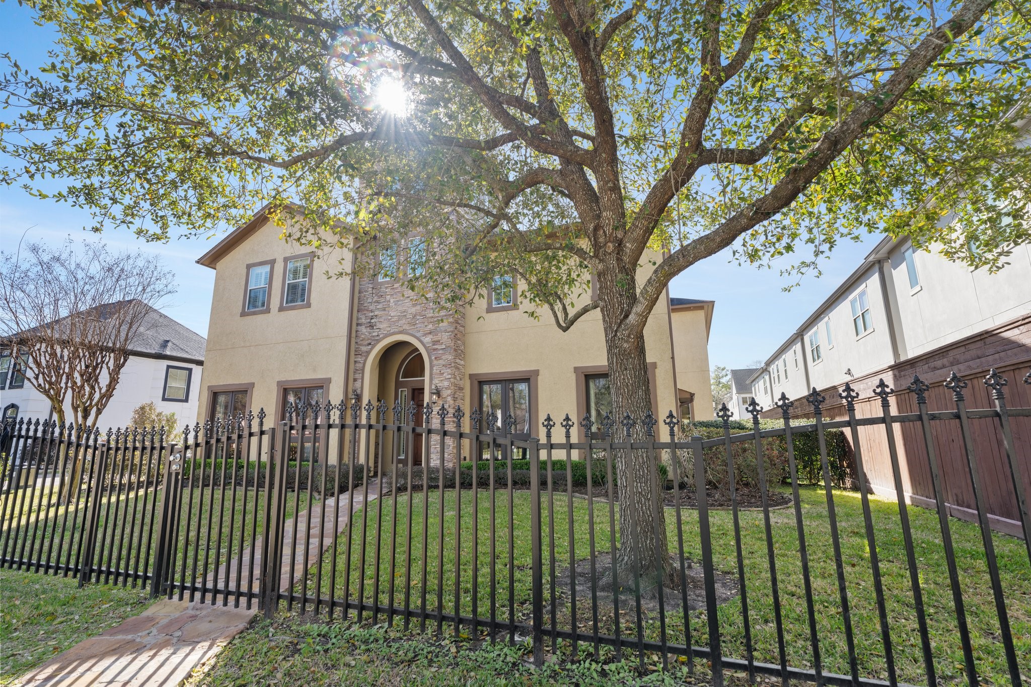 818 Seagler Road Houston TX 77042