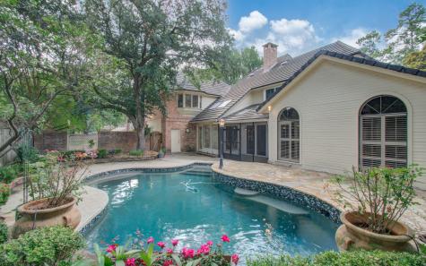 5702 Willow Walk Street Houston TX 77069