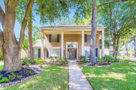 7519 Sunlight Lane Houston TX 77095