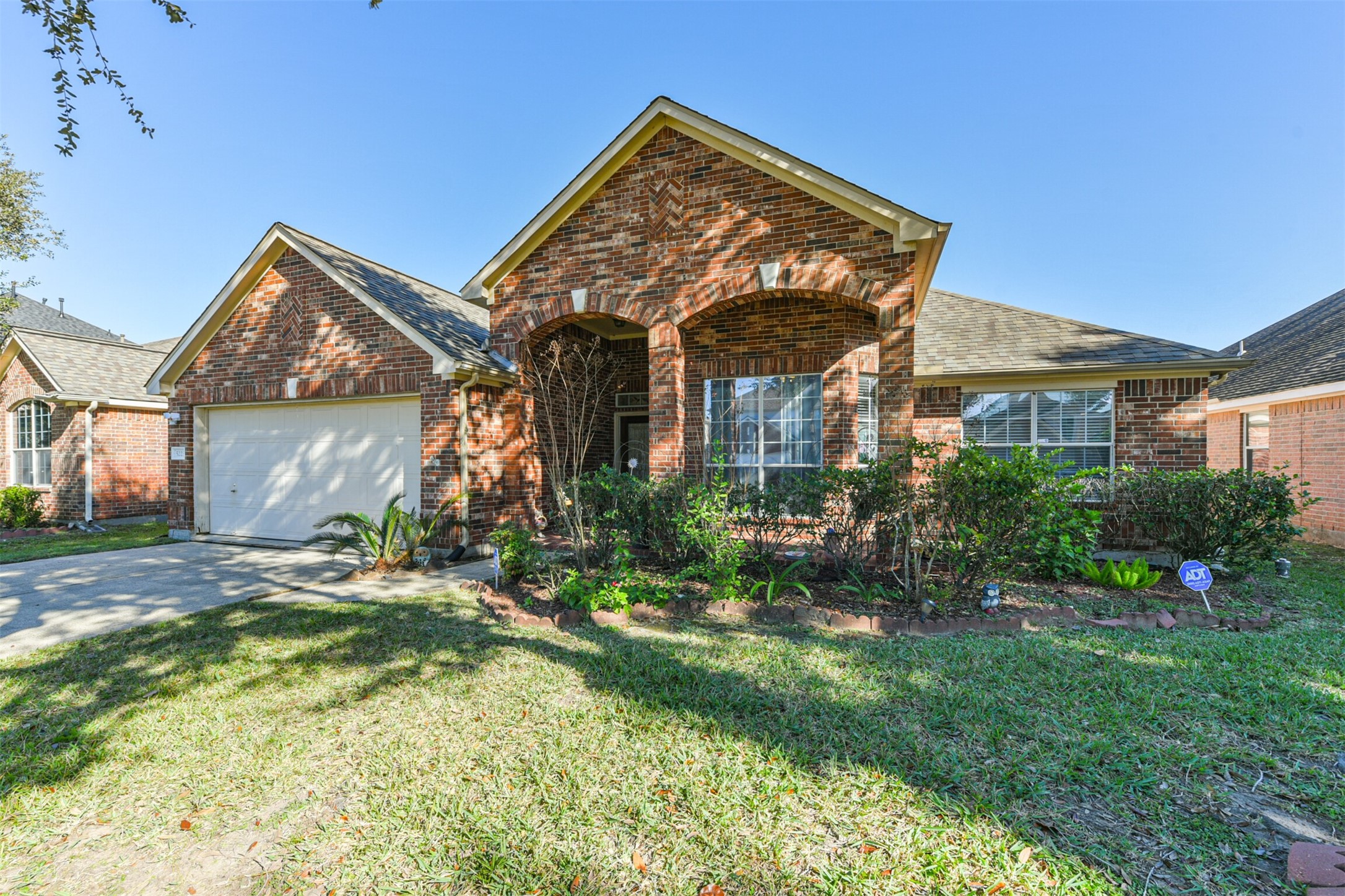 5223 Laura Lee Lane Pasadena TX 77504