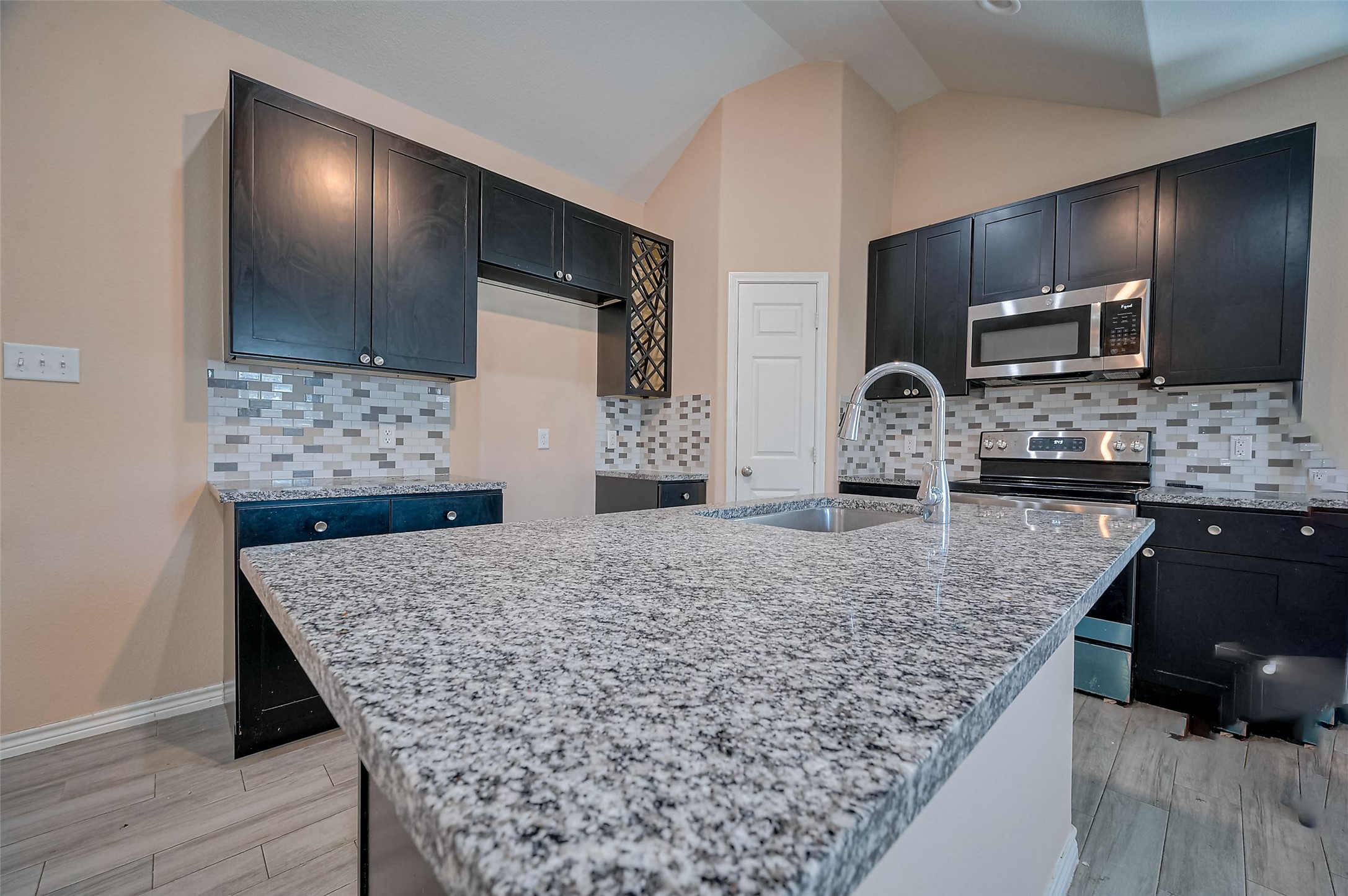 821 Omeara Montgomery TX 77316