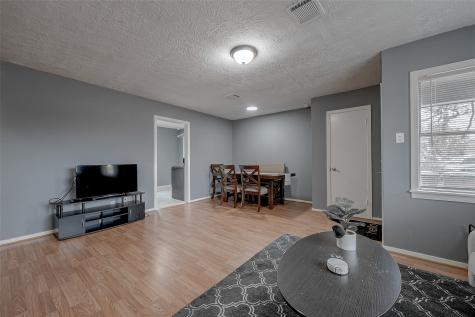 7523 Roswell Street Houston TX 77022