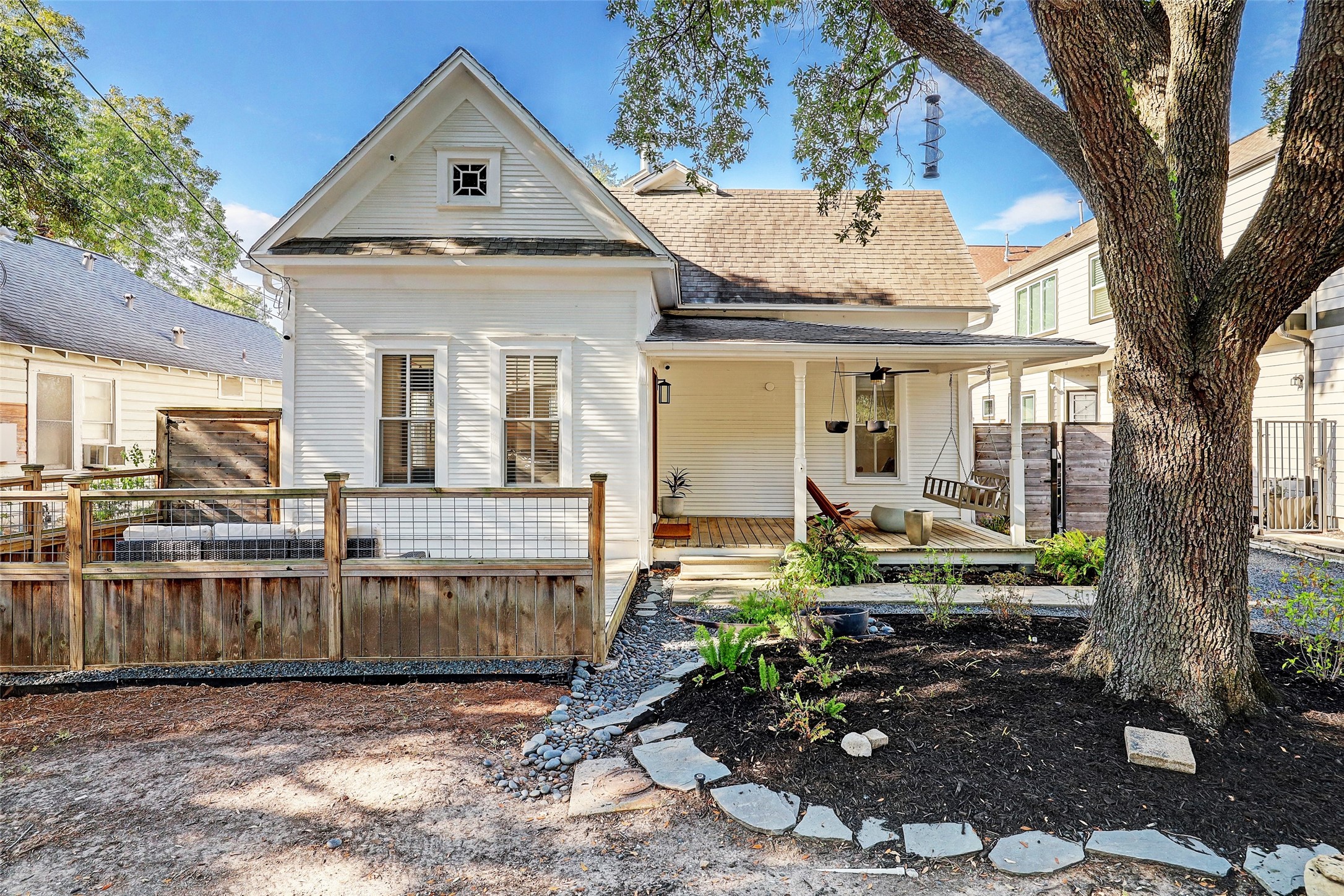 5334 Kansas Street Houston TX 77007