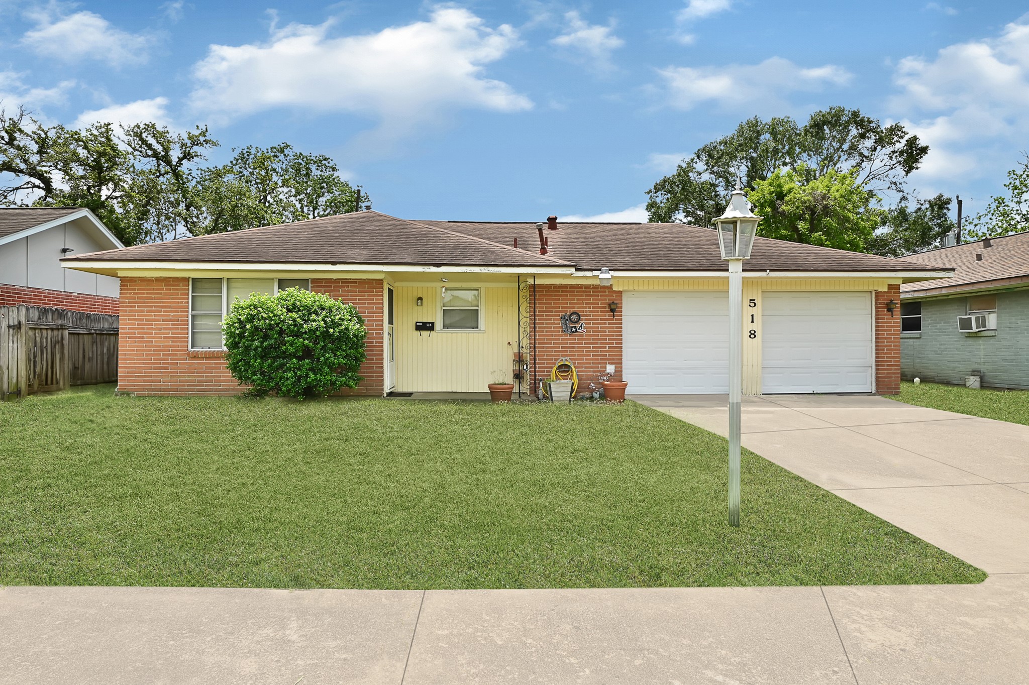 518 Elton Street Houston TX 77034