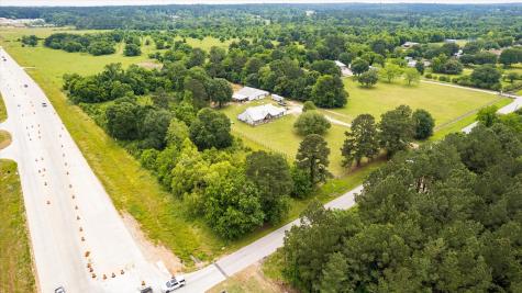 12488 Anderson Road Willis TX 77318