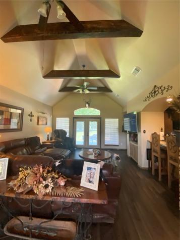 12488 Anderson Road Willis TX 77318