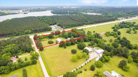 12488 Anderson Road Willis TX 77318