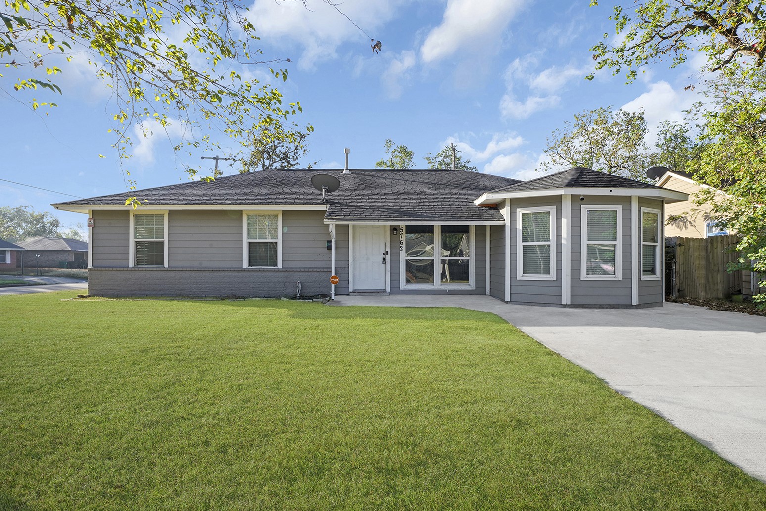 5762 Lakefield Drive Houston TX 77033