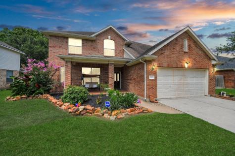 1917 Oak Shire Drive Pearland TX 77581