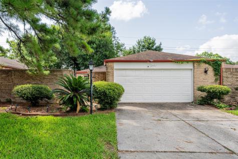 2431 Blackridge Road Houston TX 77067