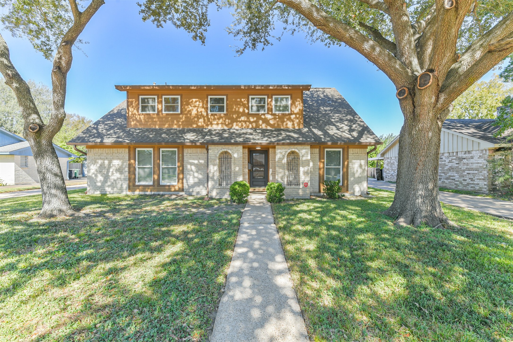 9314 Roos Road Houston TX 77036