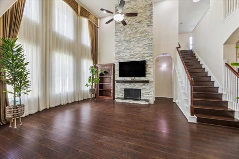 2328 Shadow Falls Lane Pearland TX 77584