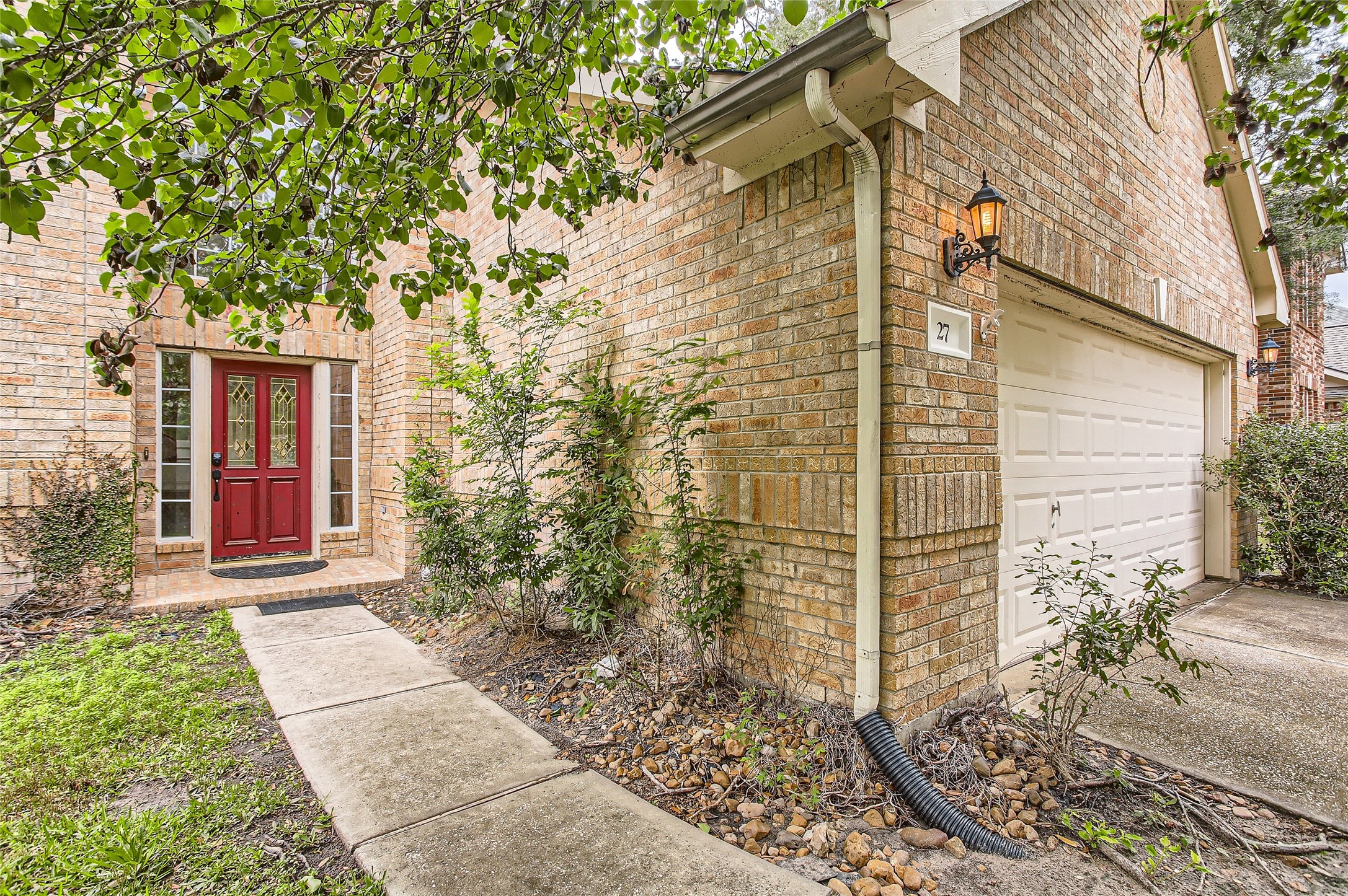 27 New Dawn Place Conroe TX 77385