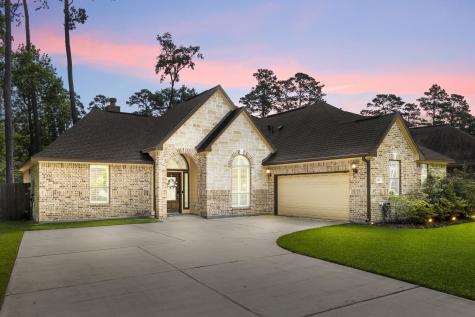 813 Woodland Court Conroe TX 77302