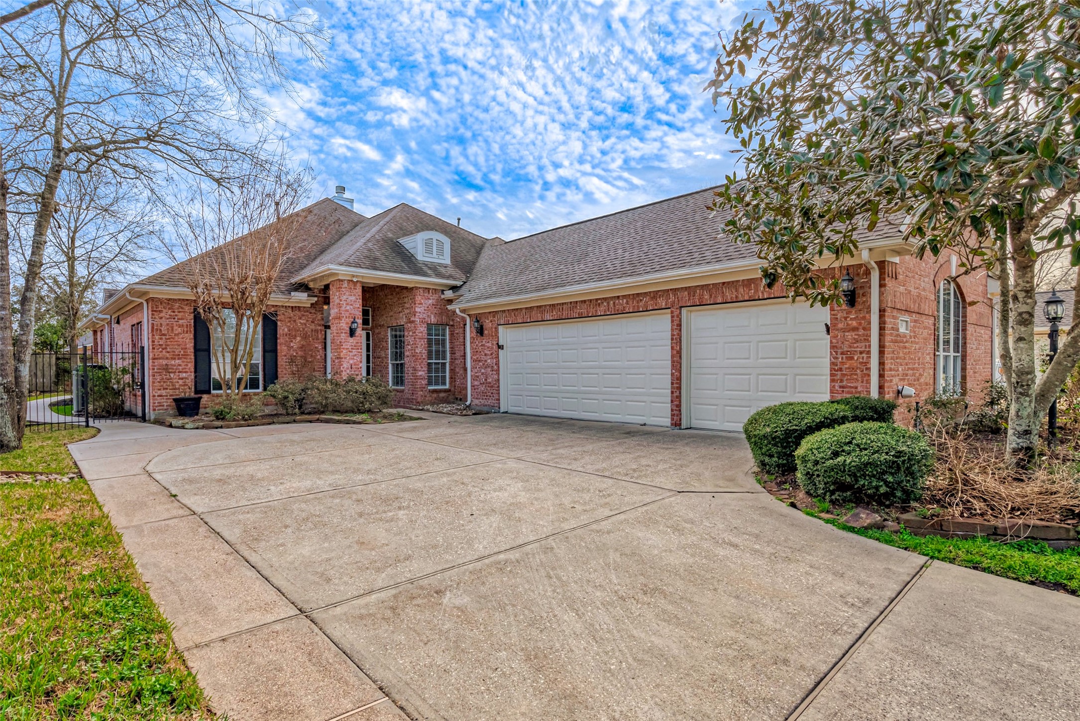 19 Pearl Garden Court Conroe TX 77384