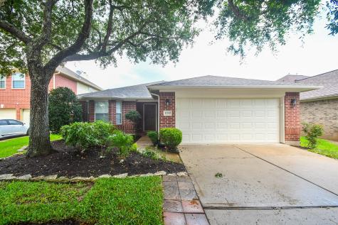 17219 Maple Hollow Drive Sugar Land TX 77498