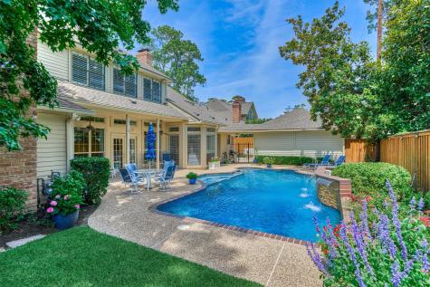 5211 Rothchilde Court Houston TX 77069