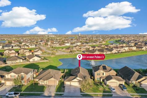 18 Coconut Palms Court Manvel TX 77578