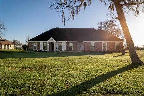 8427 N Fm 565 Road Baytown TX 77523