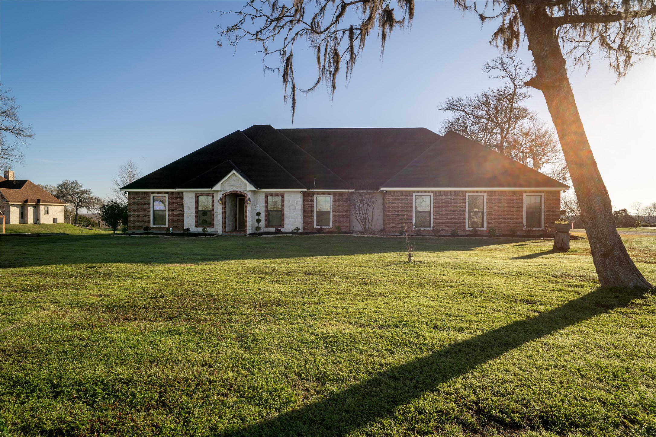 8427 N Fm 565 Road Baytown TX 77523