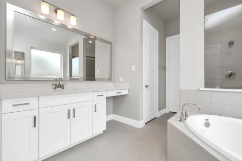 19718 Silver Saddle Lane Tomball TX 77377