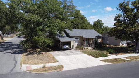 952 E Cedar Street Seguin TX 78155