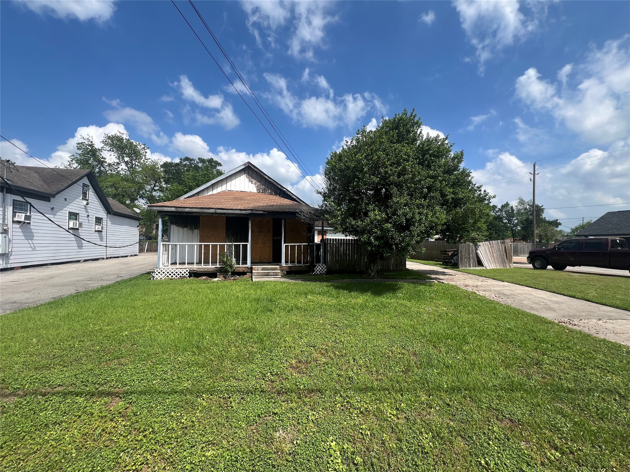 136 S Houston Avenue Humble TX 77338