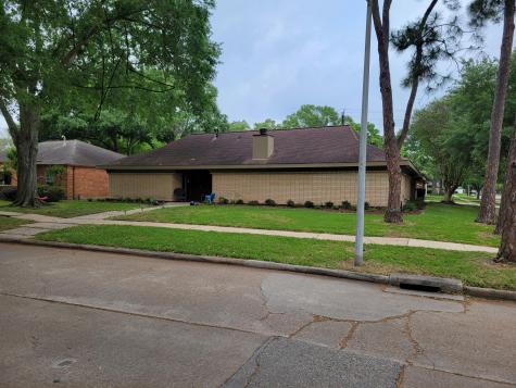 5602 Grape Street Houston TX 77096