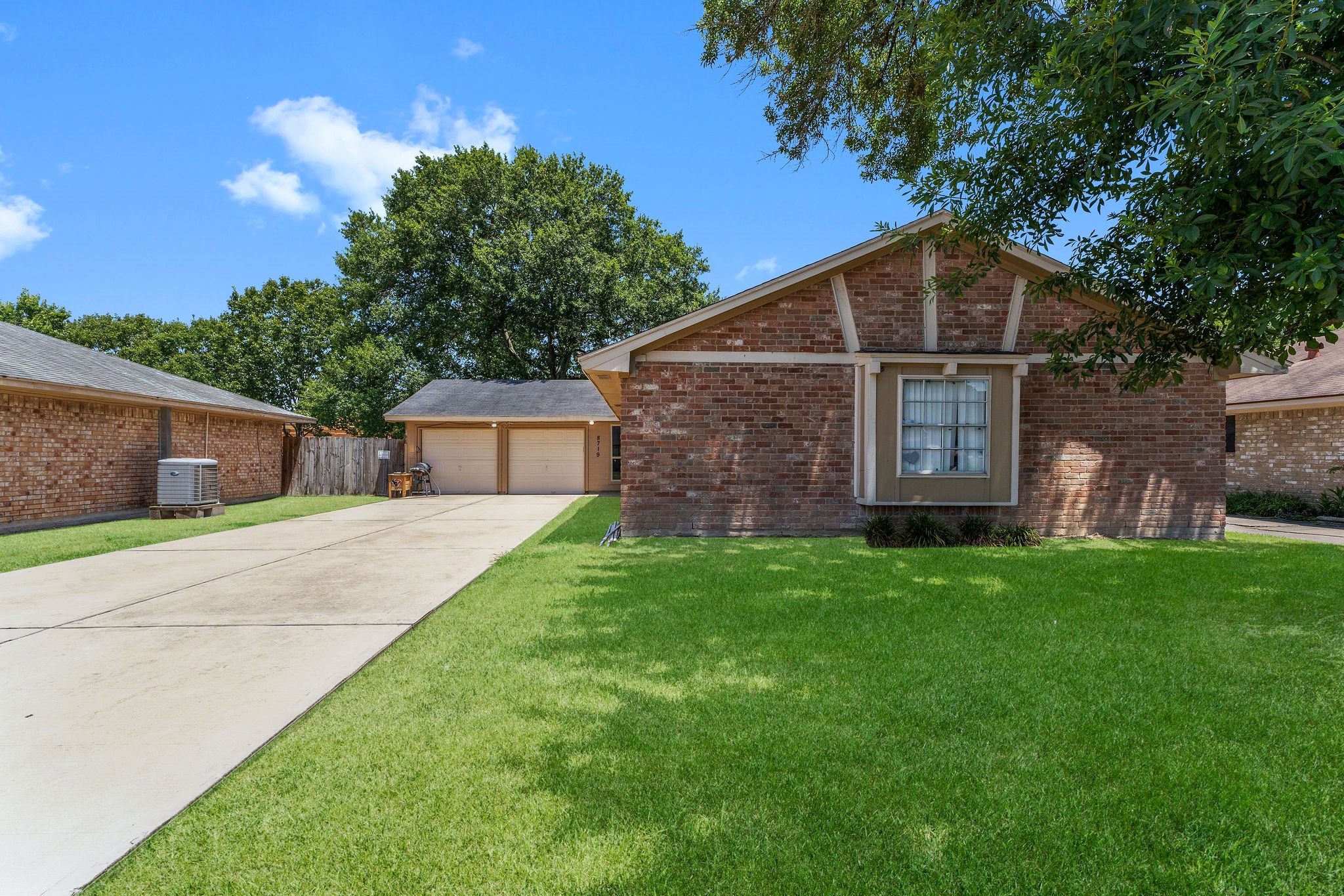 8719 Collingsdale Road La Porte TX 77571