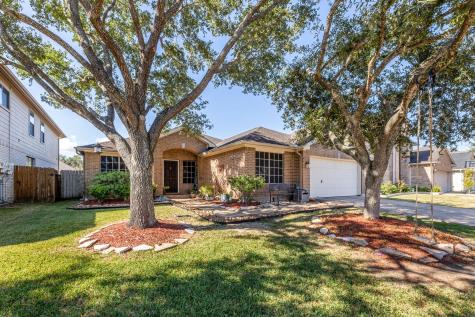 3807 Saxon Hollow Court Friendswood TX 77546