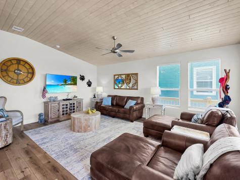 778 Wommack Crystal Beach TX 77650