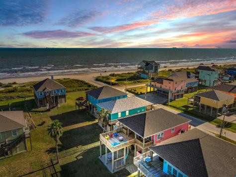 778 Wommack Crystal Beach TX 77650
