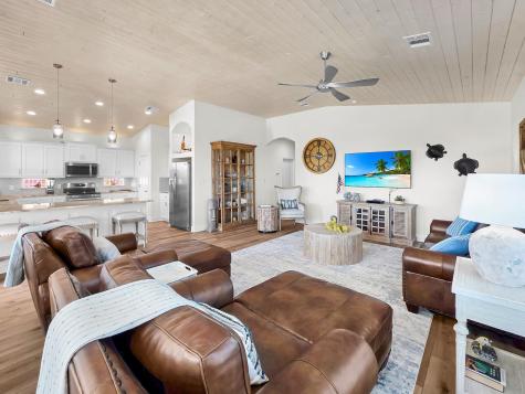 778 Wommack Crystal Beach TX 77650