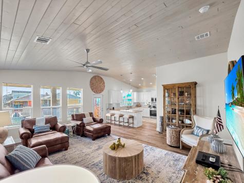 778 Wommack Crystal Beach TX 77650
