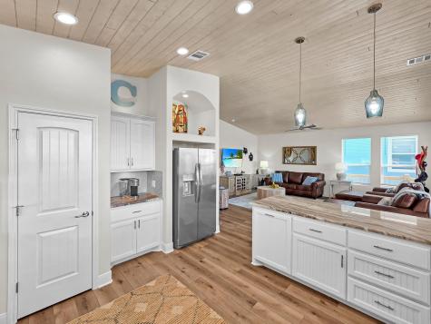 778 Wommack Crystal Beach TX 77650