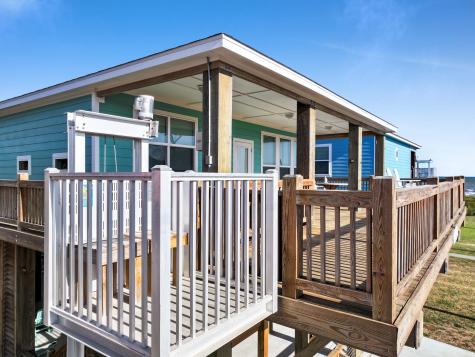 778 Wommack Crystal Beach TX 77650