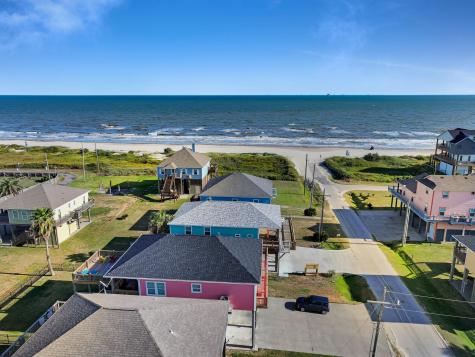 778 Wommack Crystal Beach TX 77650